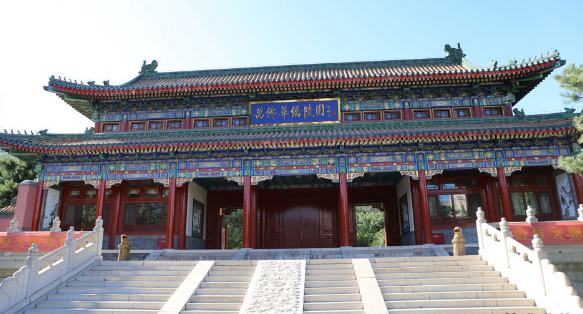 门头沟万佛华侨陵园墓地大概多少钱？