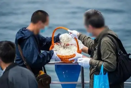 骨灰海撒对后代的影响是什么